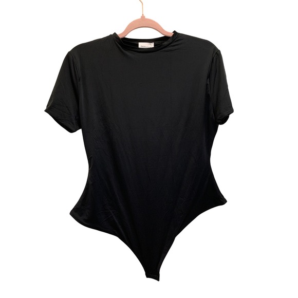 Tops - Black Short Sleeve Thong Bodysuit Women's Large NWT Stretch Snap Closure